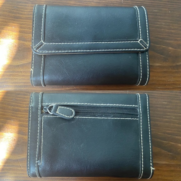 Black Coach Purse & Wallet - Picture 10 of 11